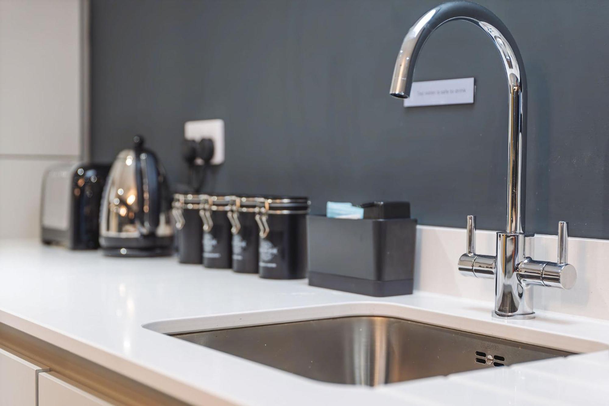 Righ Properties - Luxury West End Artisan Apartment Edinburg Exteriör bild